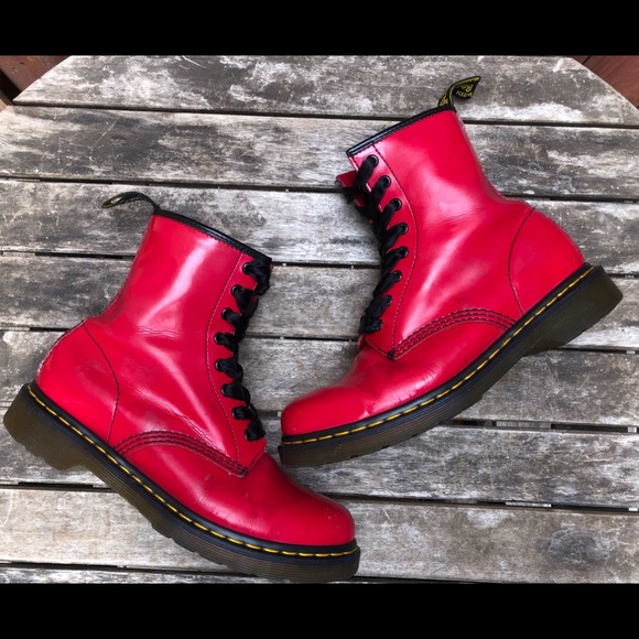 satchel red dr martens